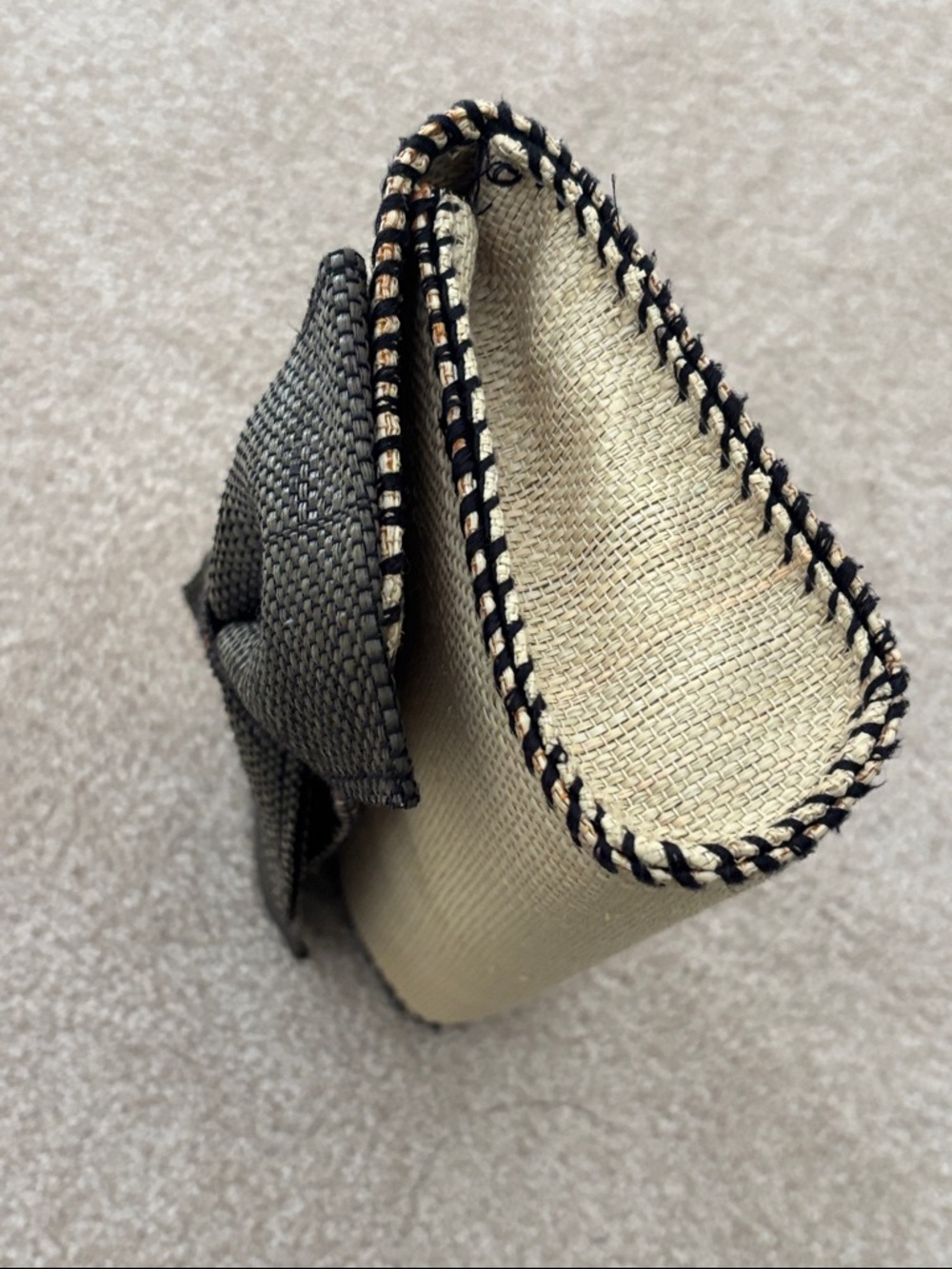 Mud Pie Cream and Black Bow Clutch Wristlet - Picture 3 of 10